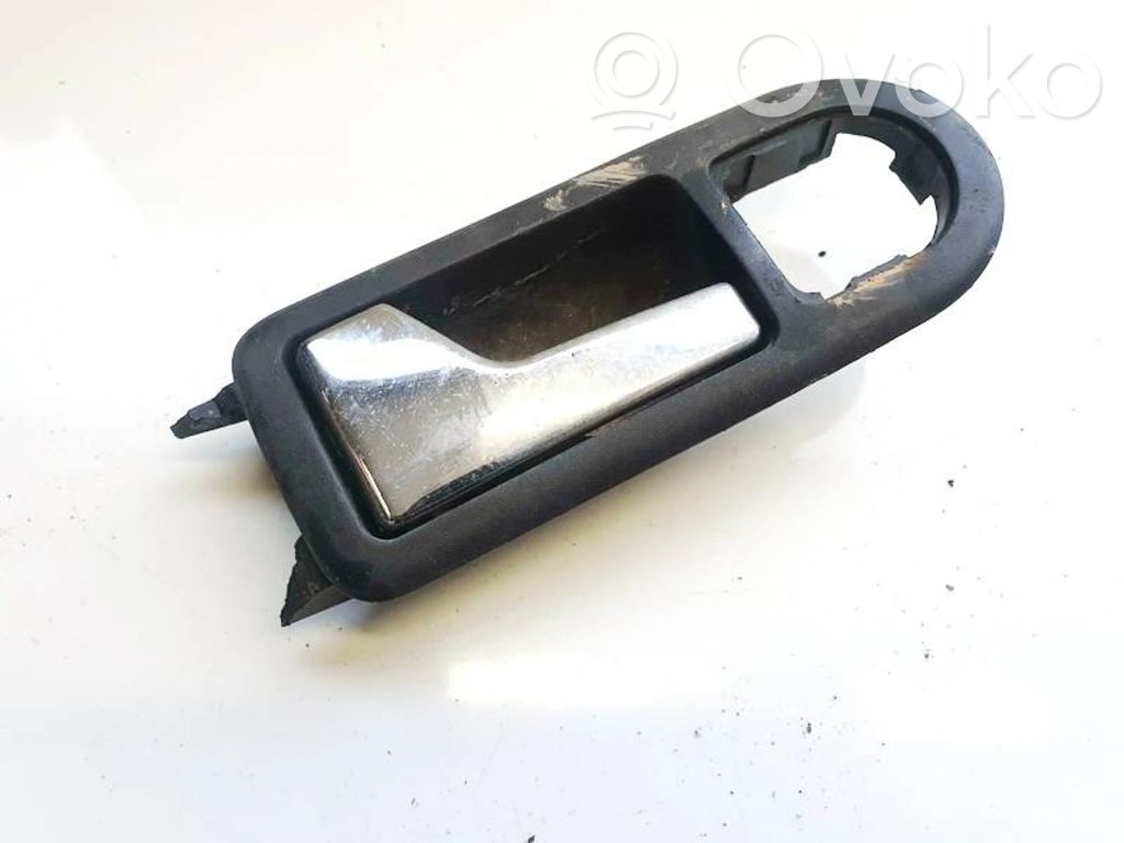 Volkswagen Golf IV Manecilla interna puerta delantera