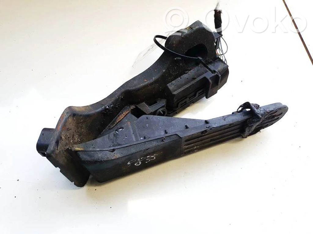 Volkswagen Golf VI Pedală accelerație 