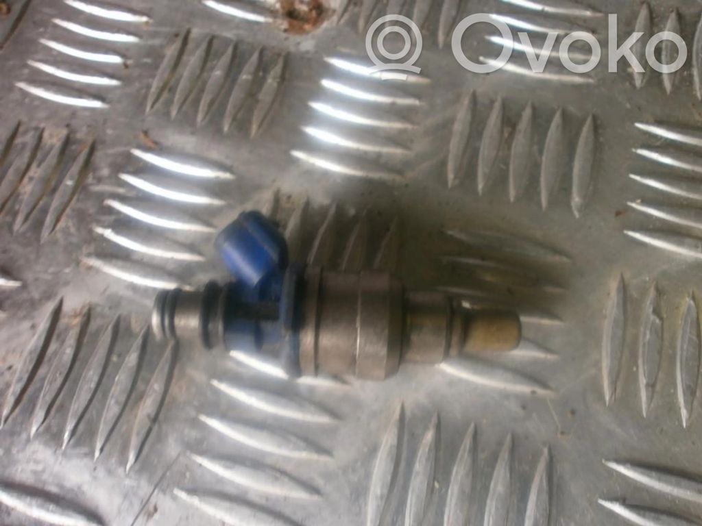 Mazda MX-3 Inyector de combustible 