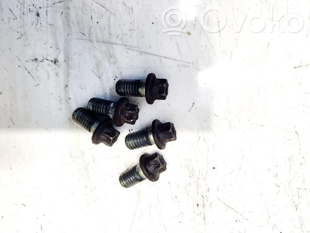 Tuercas/tornillos