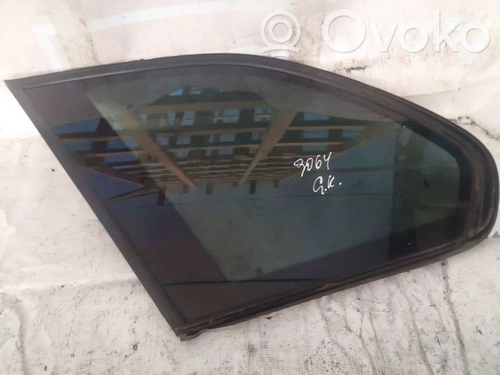 Rear side window