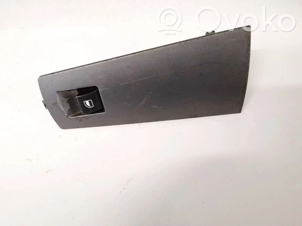Interruptor del elevalunas eléctrico   8379597,7024647,7024647,8379597