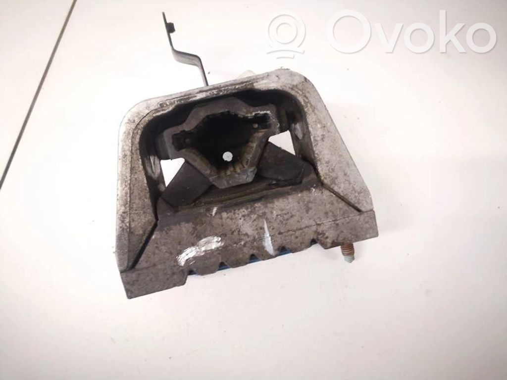 Engine mount bracket   1K0199262BA,1K0199262BA