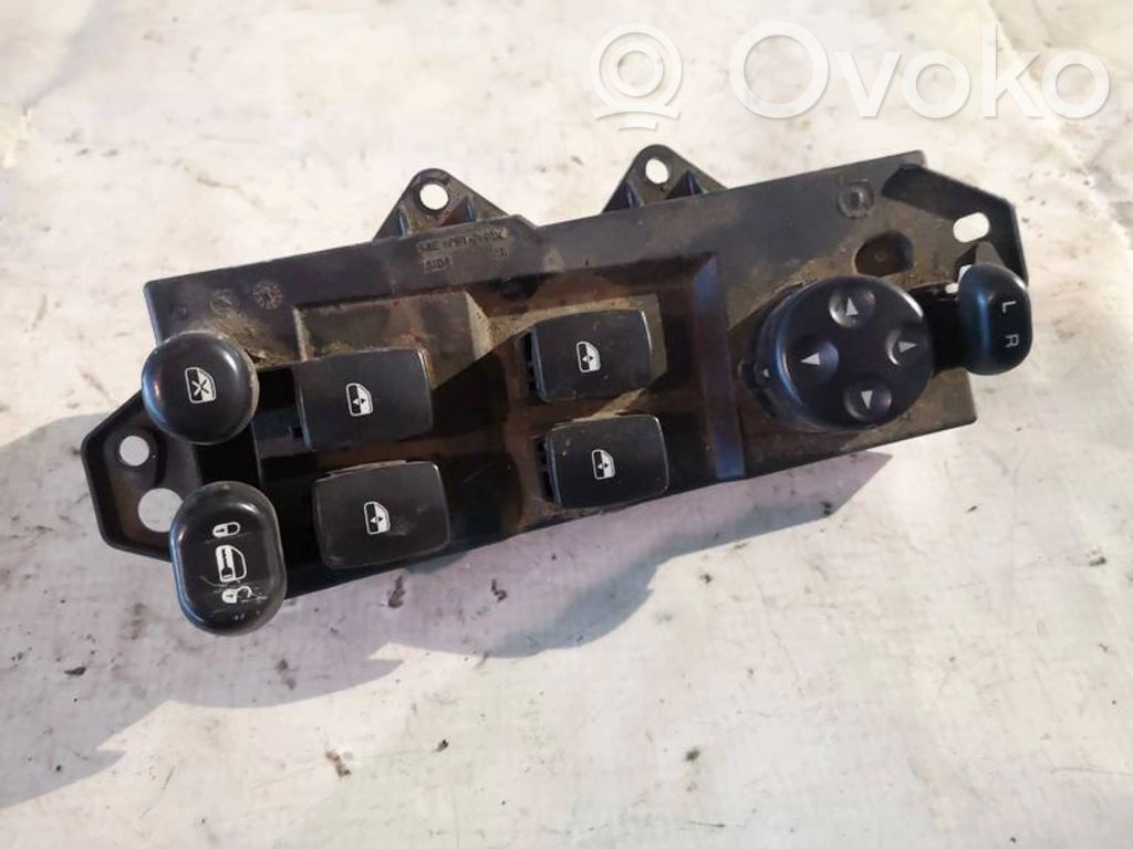Chrysler Pacifica Electric window control switch 