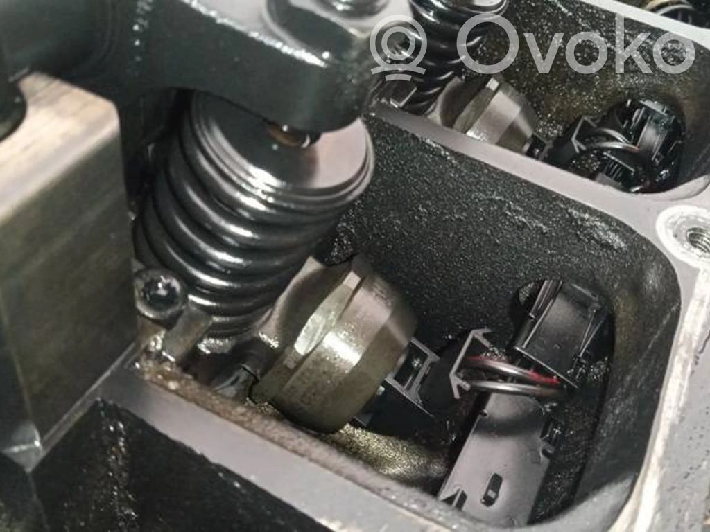 Inyector de combustible   038130073AG,038130073AG