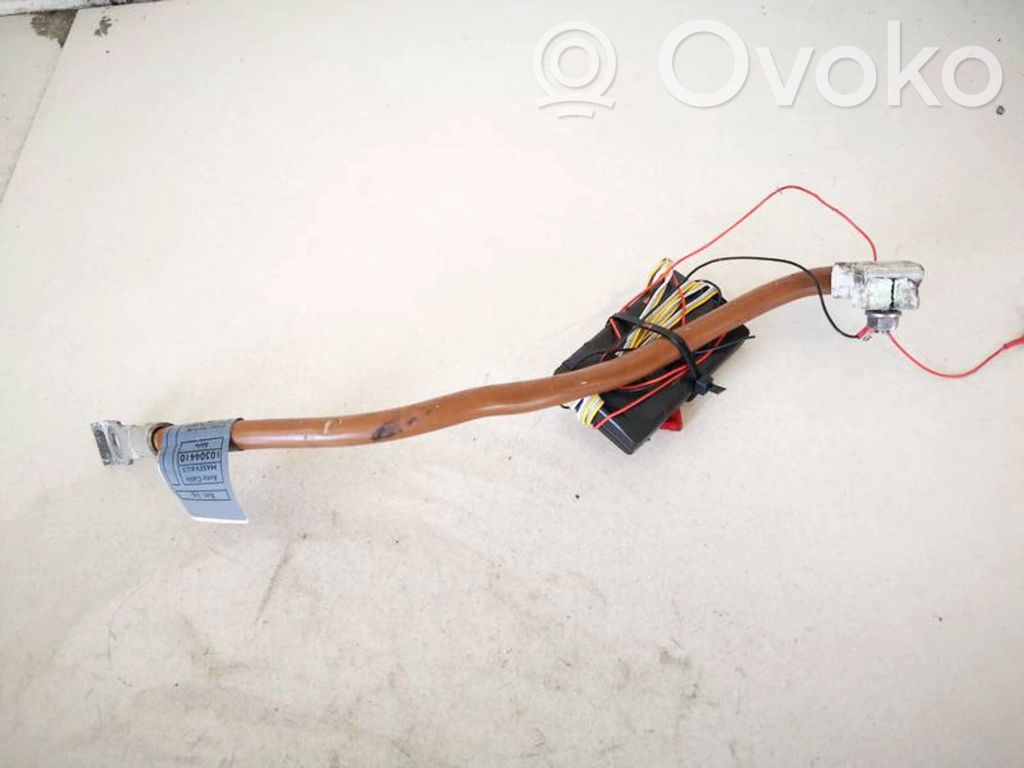 BMW 1 E81 E87 Positive cable (battery) 