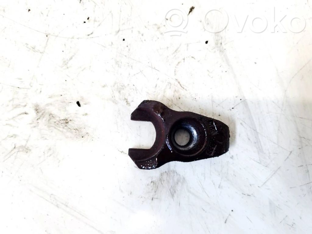 Peugeot 4007 Bridă fixare injector
