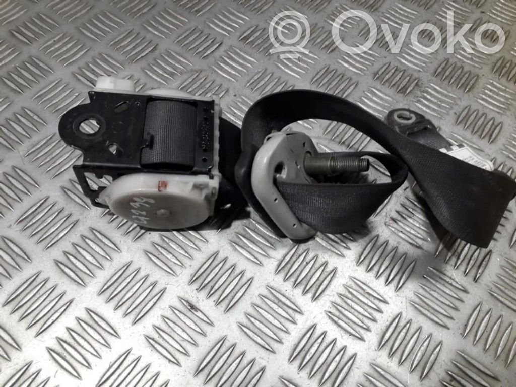 Toyota Avensis Verso Centură spate 