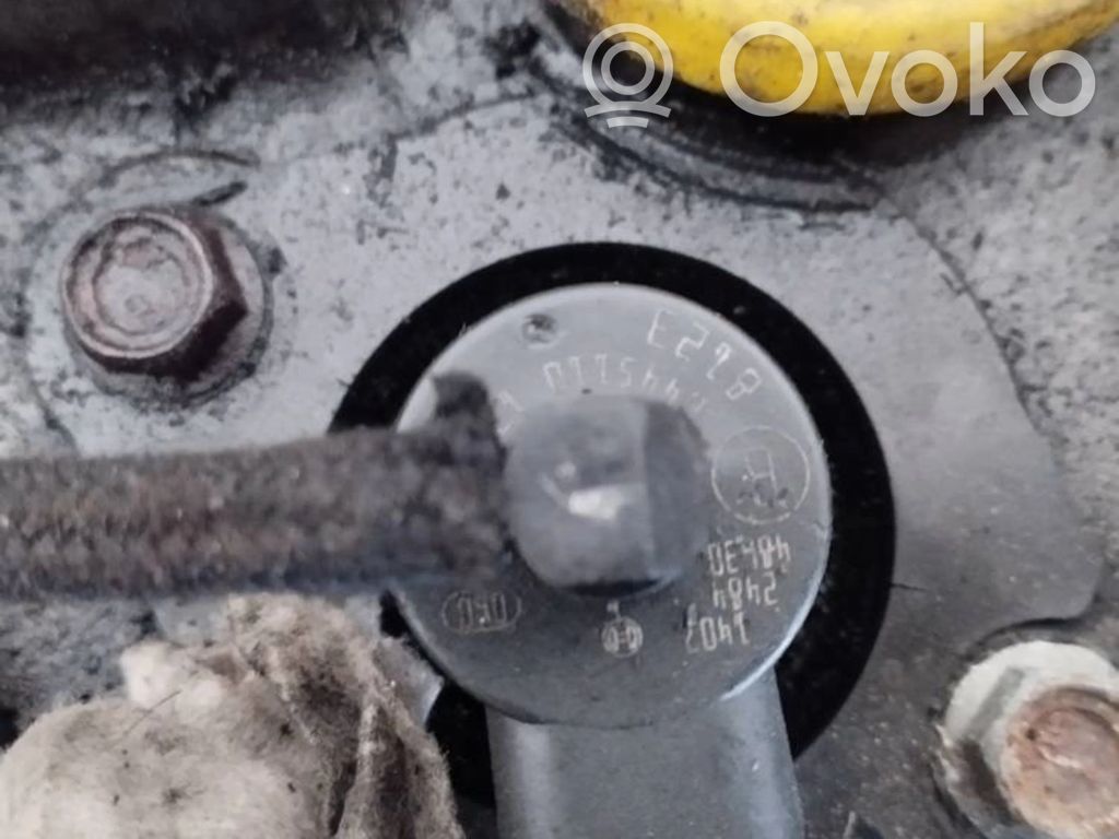 Opel Astra H Fuel injector