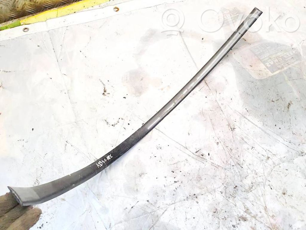 Audi A4 S4 B5 8D Moulure de porte avant