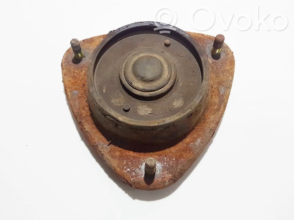 Subaru Impreza I Piesă superioară arc 