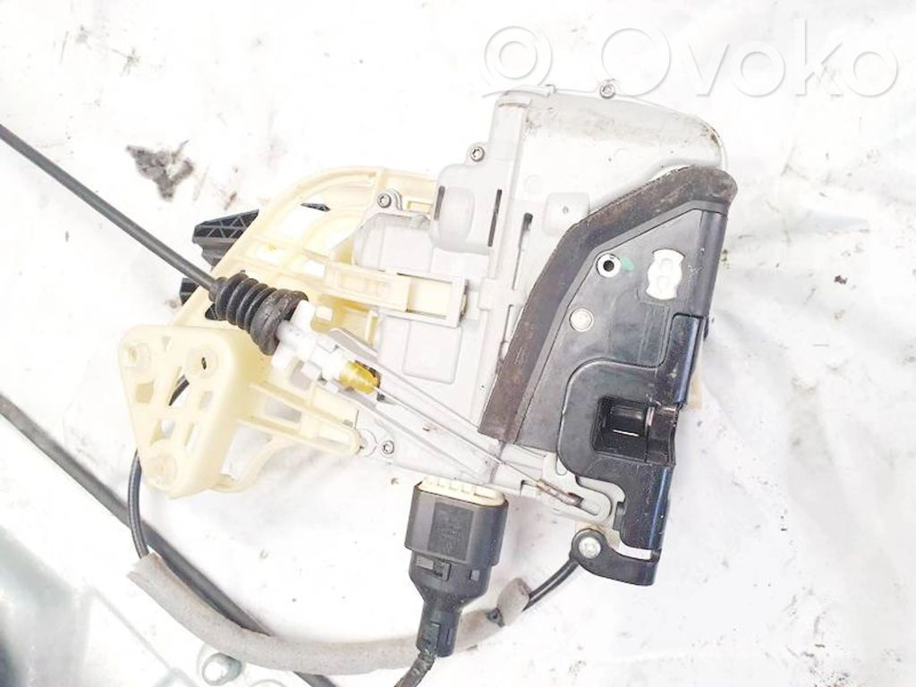 Volkswagen Tiguan Etuoven lukko 