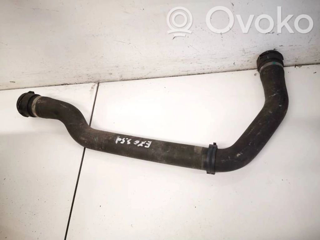 BMW 5 E39 Tubo flessibile del liquido di raffreddamento del motore