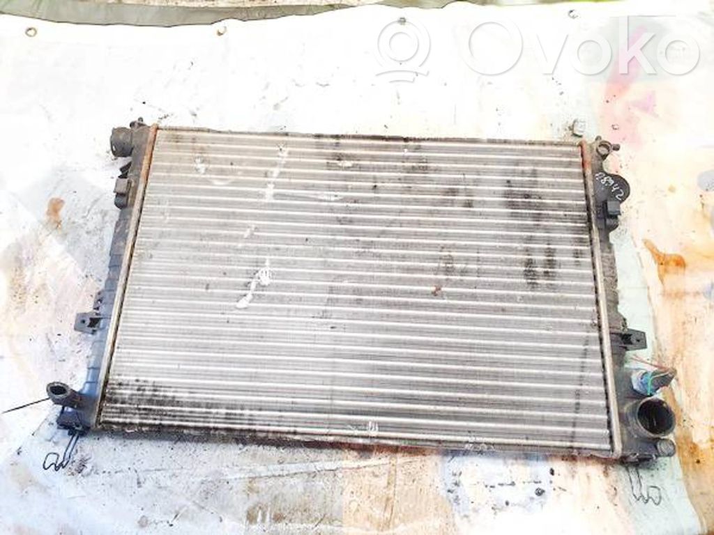 Peugeot 806 Coolant radiator 