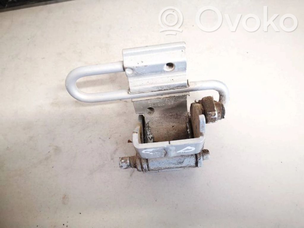 Volkswagen PASSAT B5 Balama inferioară ușă spate 