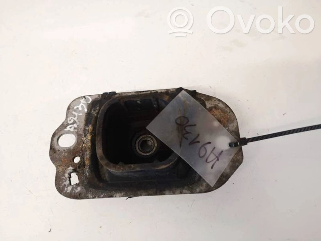 Renault Laguna III Engine mount bracket 