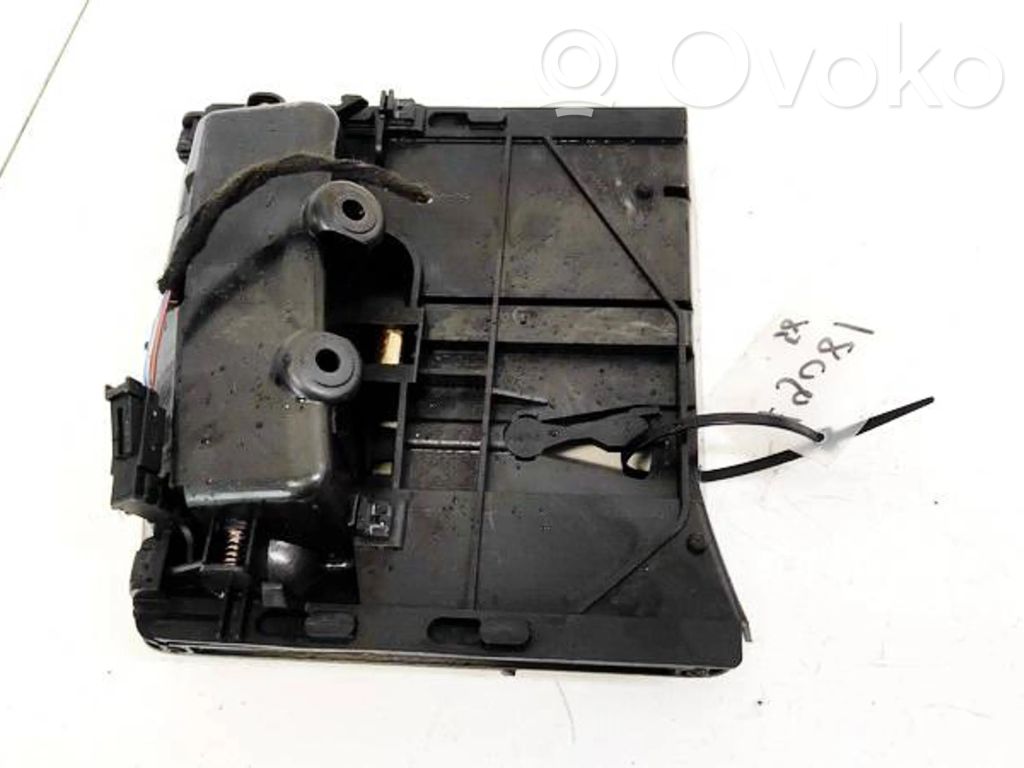 Cenicero del coche   4F1857951,346121,346121,4F1857951