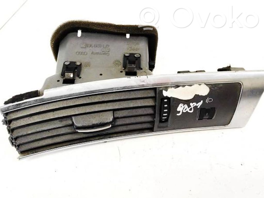 Audi A6 S6 C6 4F Rejilla de ventilación central del panel 