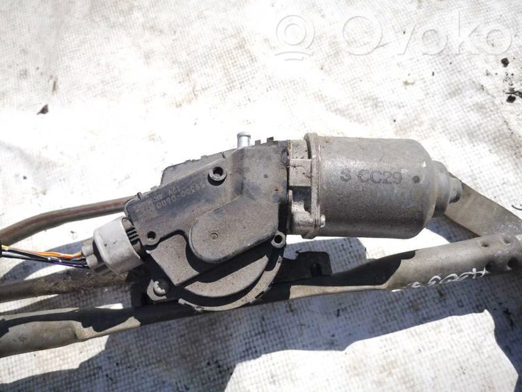 Mazda 5 Moteur d'essuie-glace