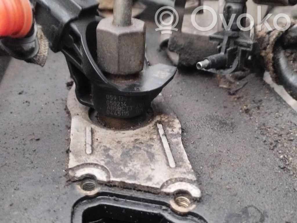 Inyector de combustible   059130277R,059130277R