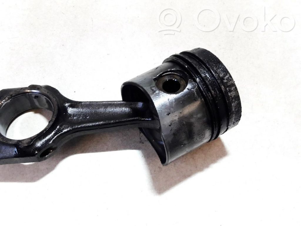 Piston with connecting rod   S89FF,S89FF