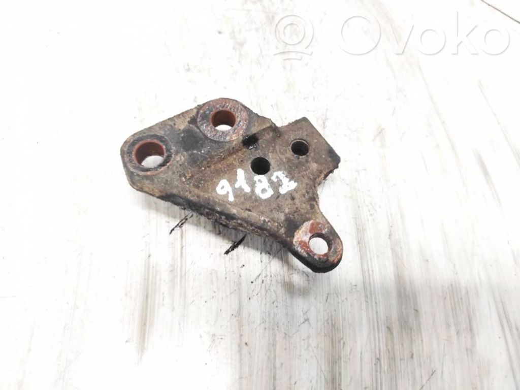 Engine mounting bracket   8683931,8683931