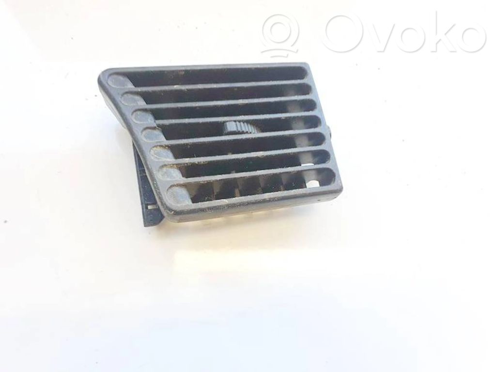 Mazda 3 I Grille d'aération centrale 