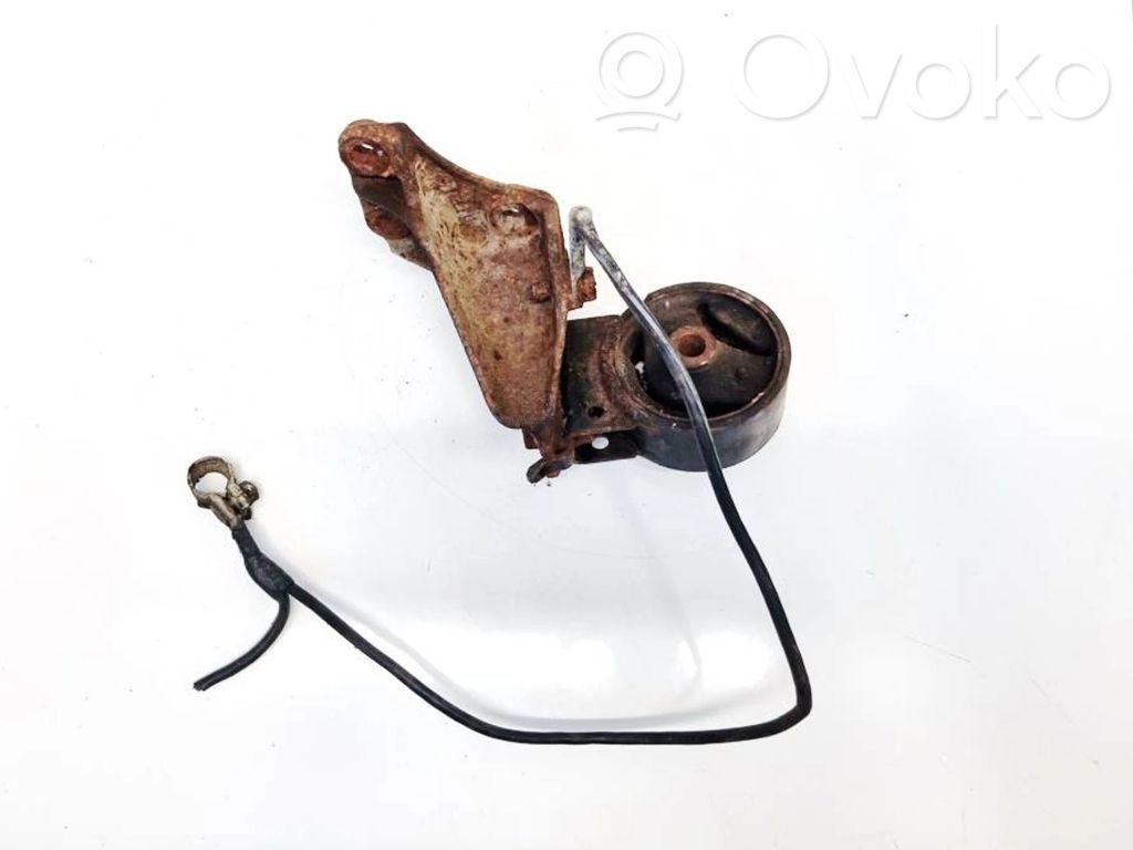 Toyota Yaris Engine mount bracket 