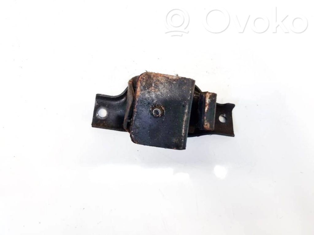 Subaru Legacy Suport tampon motor