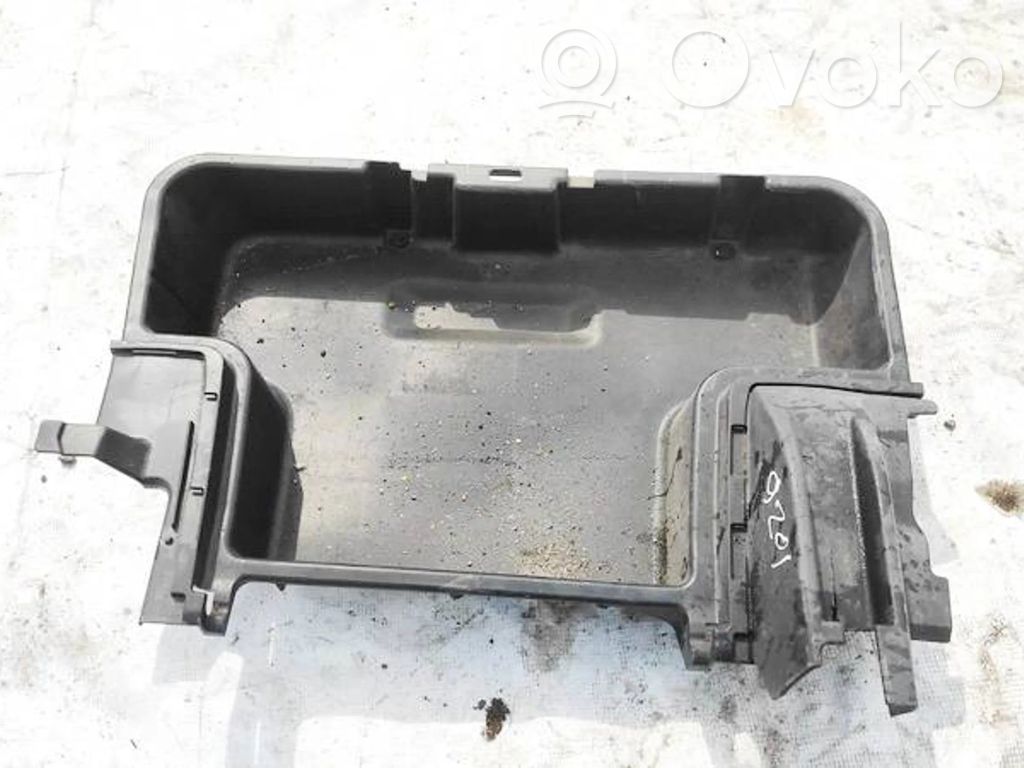 Toyota Corolla Verso E121 Guantera 
