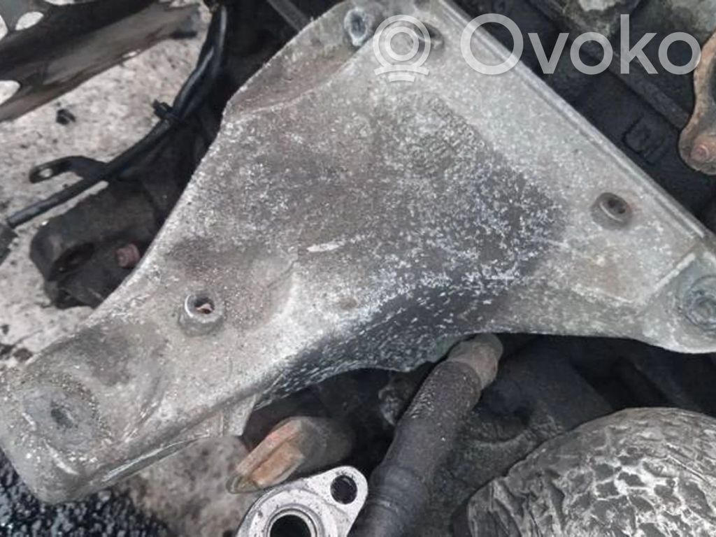 Volkswagen PASSAT B5 Support, suspension du moteur