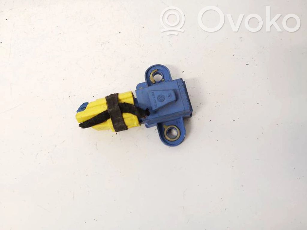 Volkswagen PASSAT B6 Senzor impact/declanșare airbag