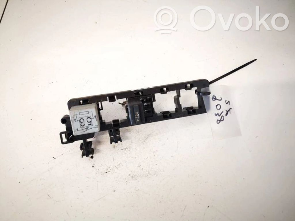 Volkswagen PASSAT B6 Sicherungskasten komplett 