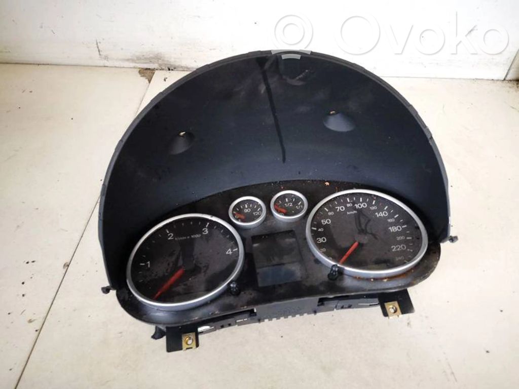 Audi A2 Tachimetro (quadro strumenti) 