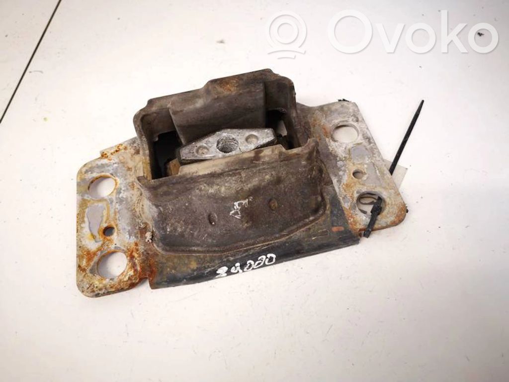 Volvo V50 Suport tampon motor 