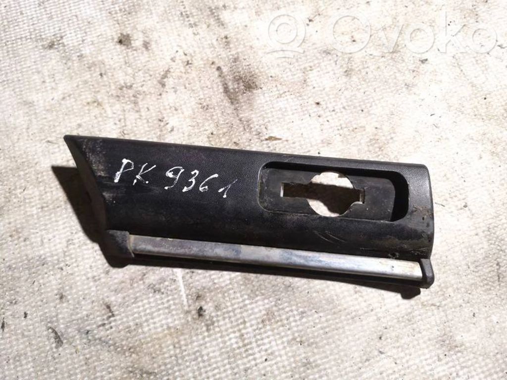 Opel Omega B1 Rivestimento parafango (modanatura)