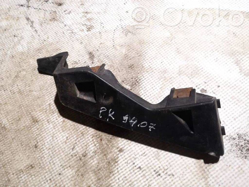 Etupuskurin kannake   3C0807723,3C0807723
