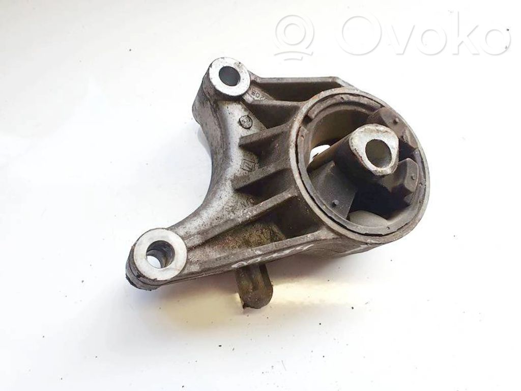 Opel Zafira B Engine mount bracket 