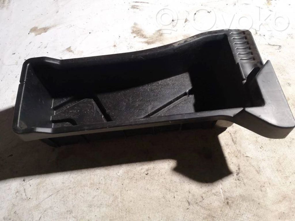 Toyota Yaris Altra parte interiore 