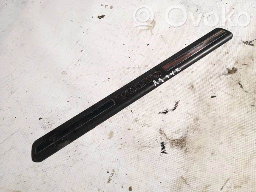 Volvo XC90 Copertura del rivestimento del sottoporta anteriore