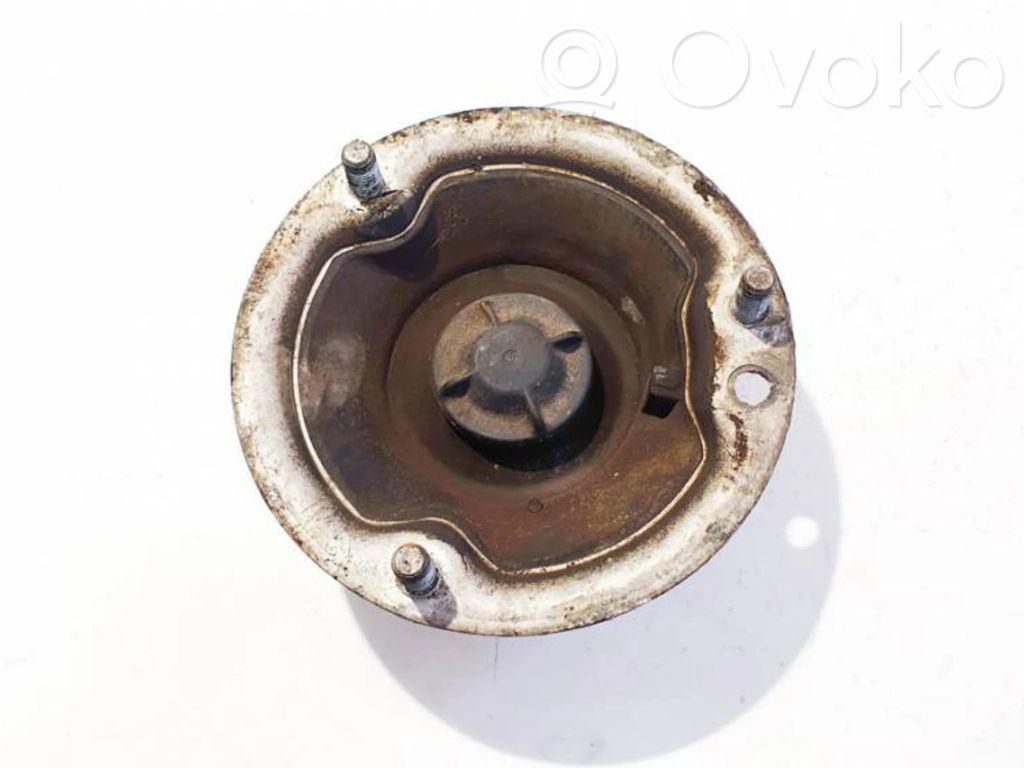 BMW 6 E63 E64 Coil spring mount 