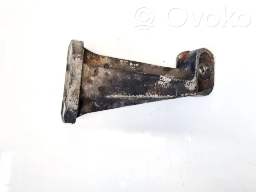 Engine mounting bracket   2211109700201,2211109700201,2211109700201