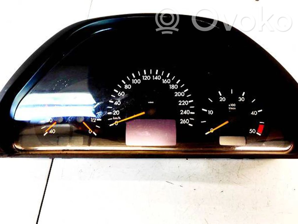 Mercedes-Benz E W210 Tachimetro (quadro strumenti) 