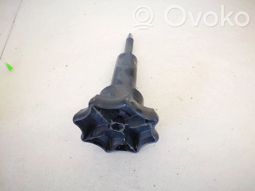 Audi A3 S3 8L Bullone fissaggio ruota di scorta 