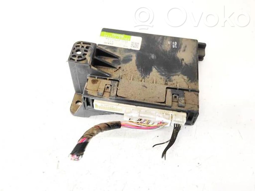 Toyota Yaris Sonstige Steuergeräte / Module 