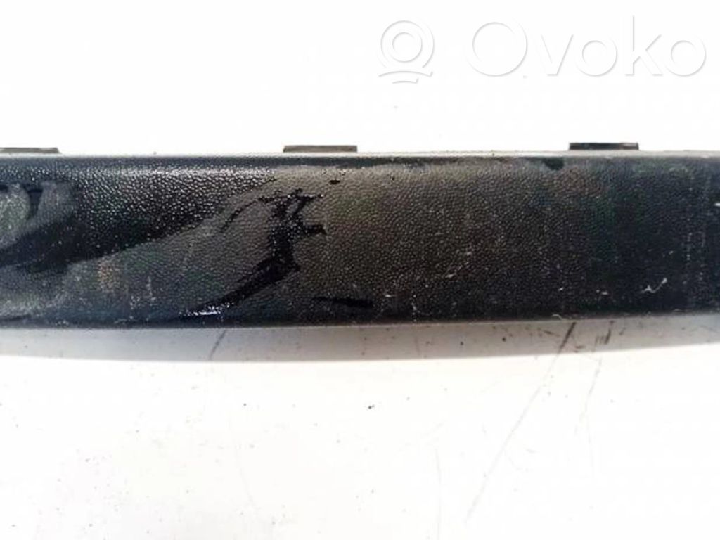 Volkswagen PASSAT B6 Modanatura separatore del paraurti anteriore 