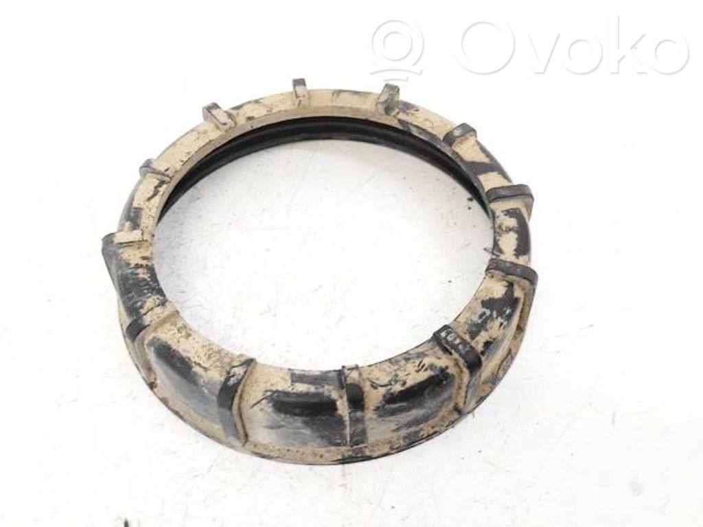 Volkswagen Touran I Bague de verrouillage pour réservoir de carburant