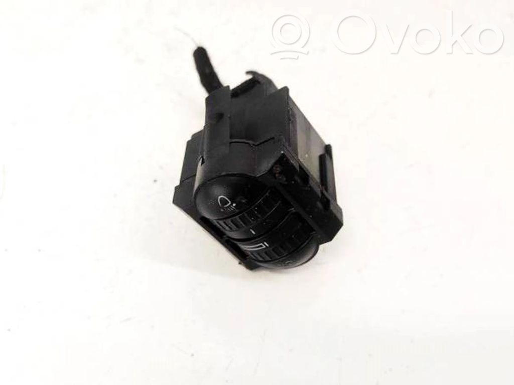 Volkswagen Golf VI Comutator control nivel faruri 