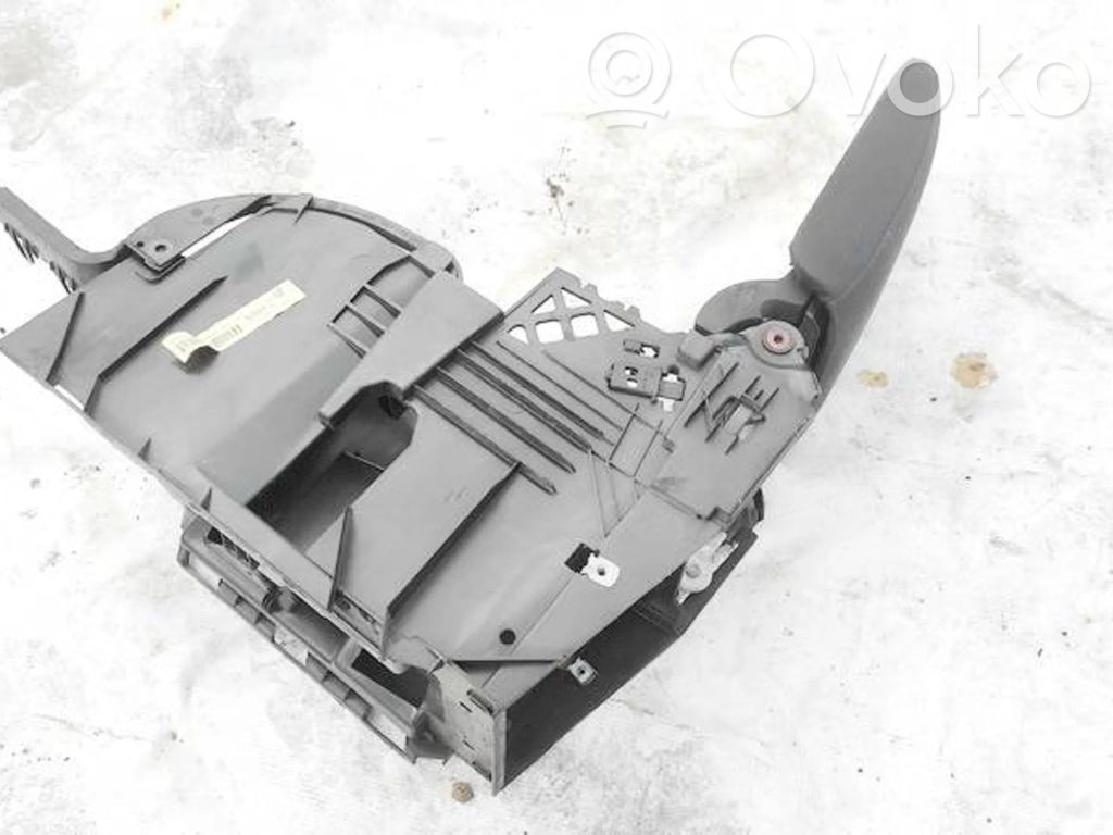 Volkswagen Golf V Armrest 