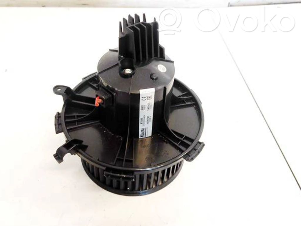 Opel Zafira B Ventilator aerotermă 